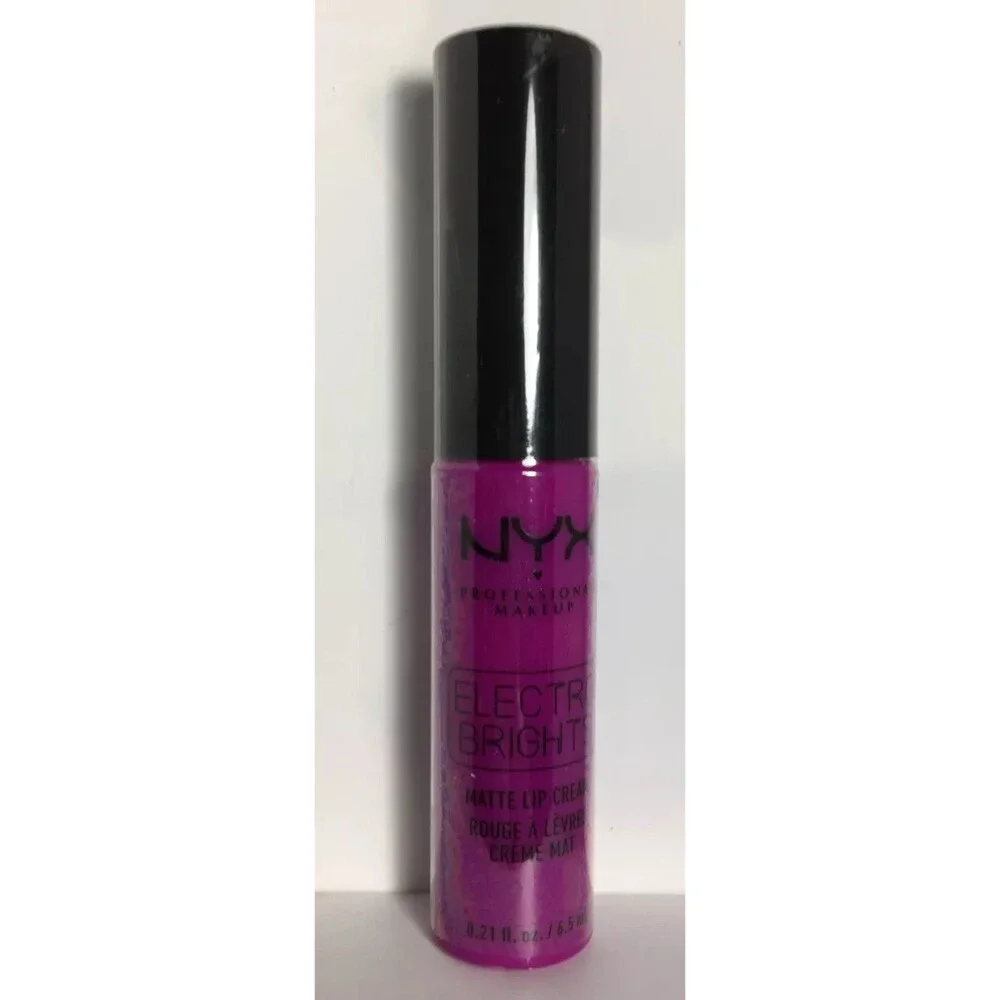 NYX Soft Matte Lip Cream Lips Face Makeup ~ EMRMLC03 Rio De Janeiro~ Bright
